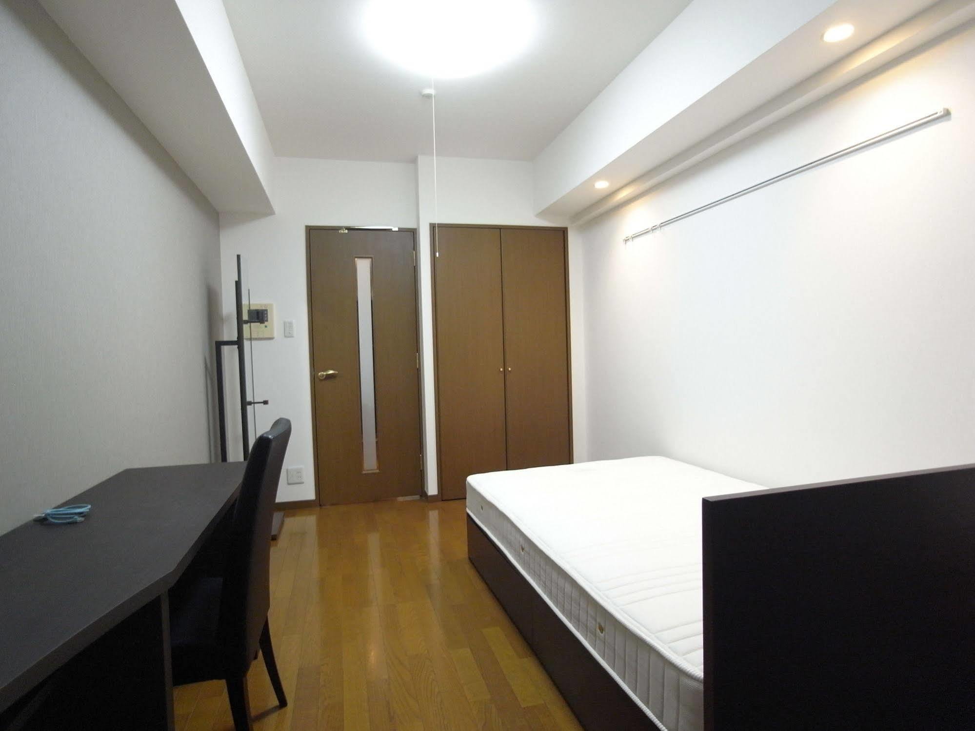 Palace Studio Shinjuku Parkside Präfektur Tokio Exterior foto